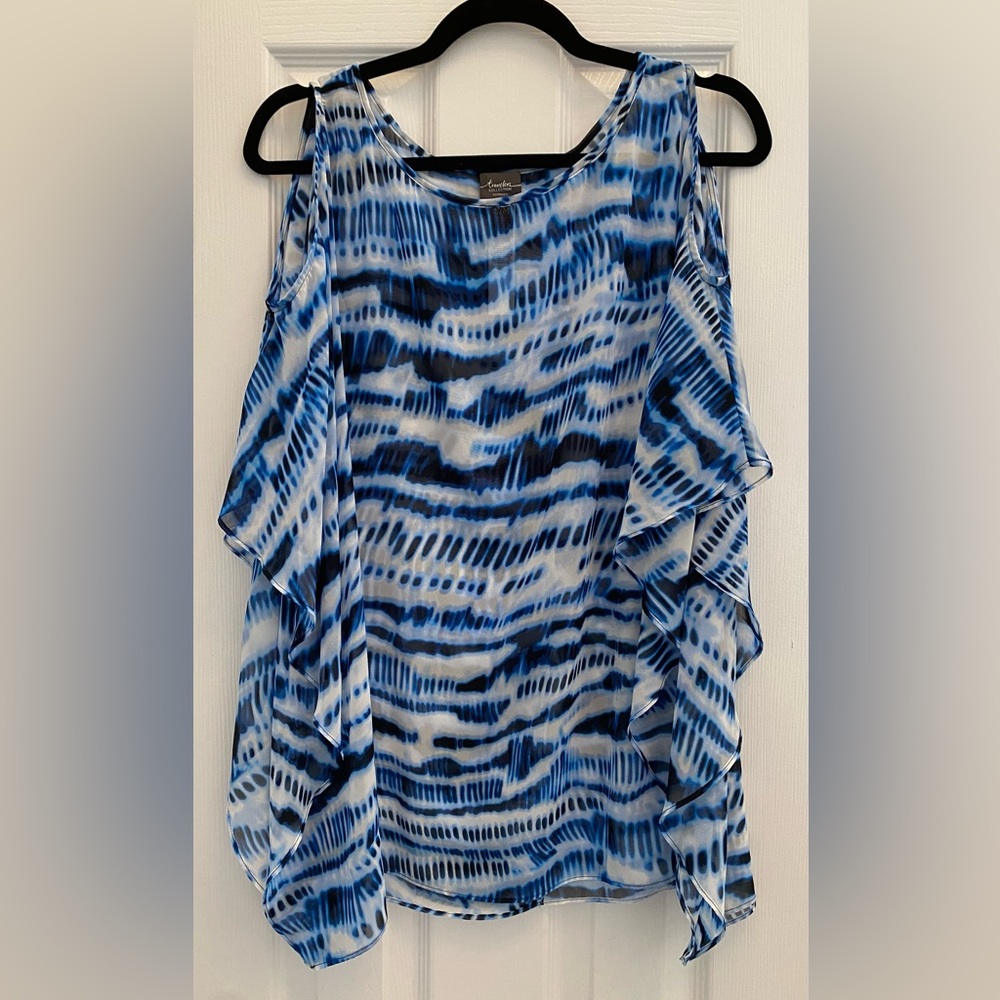 Chico’s Travelers Collection - cold shoulder poncho w/cross-back  - size S/M
